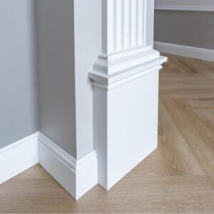 white-crown-molding-gray-wall-840x560-75